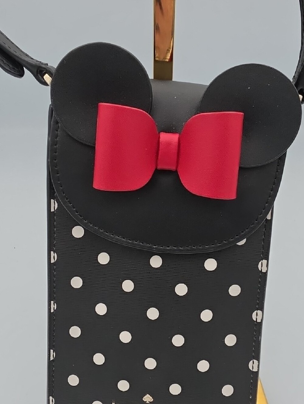 Kate Spade x Disney Minnie Mouse Polka Dot W Bow Phone Holder/Crossbody (NWOT)❤️ - Picture 3 of 14
